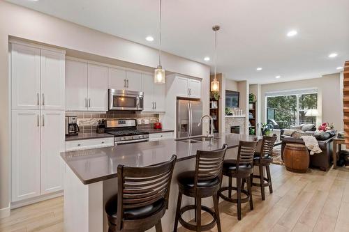 48-2490 Tuscany Drive, West Kelowna, BC - Indoor Photo Showing Kitchen With Stainless Steel Kitchen With Upgraded Kitchen