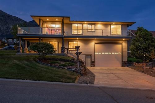 528 Trillium Way, Kamloops, BC - Outdoor With Deck Patio Veranda