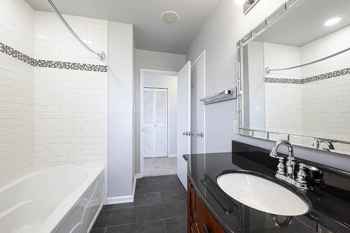 1074 Ollek Street, Kamloops, BC - Indoor Photo Showing Bathroom