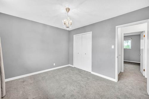 1074 Ollek Street, Kamloops, BC - Indoor Photo Showing Other Room