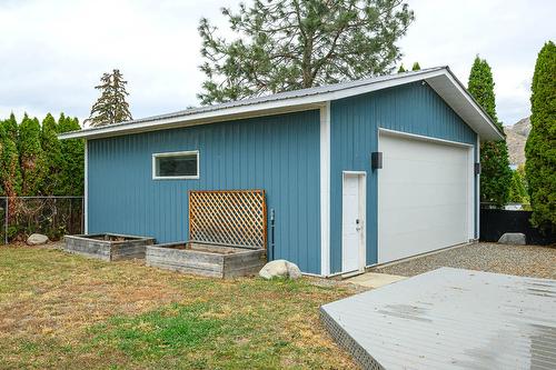 1074 Ollek Street, Kamloops, BC - Outdoor With Exterior