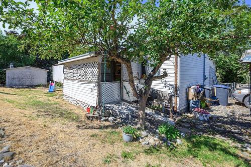 6896 Watson  E Drive, Kamloops, BC - Outdoor