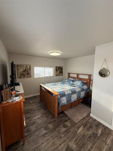 1715 Meadowbrook Settlement Road, Kimberley, BC - Indoor Photo Showing Bedroom