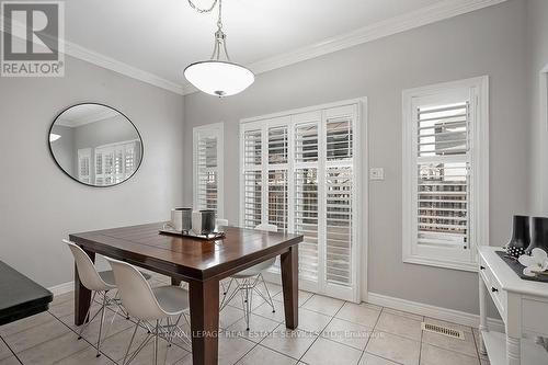 2385 Sequoia Way, Oakville, ON - Indoor Photo Showing Dining Room