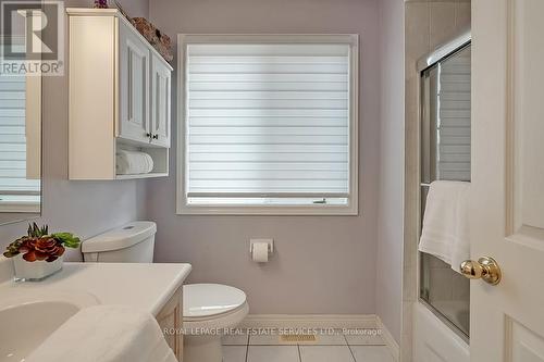 2385 Sequoia Way, Oakville, ON - Indoor Photo Showing Bathroom