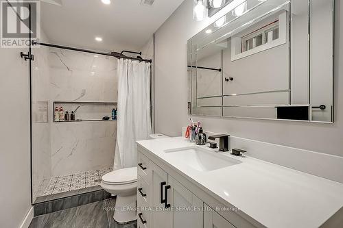 2385 Sequoia Way, Oakville, ON - Indoor Photo Showing Bathroom