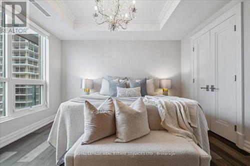 1201 - 2060 Lakeshore Road, Burlington, ON - Indoor Photo Showing Bedroom