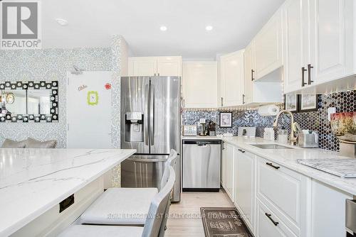 Ph1 - 3621 Lake Shore Boulevard W, Toronto, ON - Indoor Photo Showing Kitchen With Stainless Steel Kitchen With Upgraded Kitchen