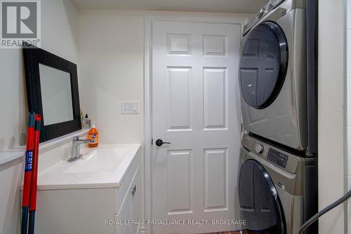 2555 County Road 38, Kingston (City North Of 401), ON - Indoor Photo Showing Laundry Room