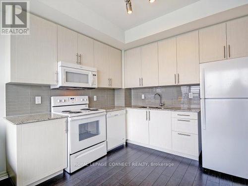 1207 - 80 Esther Lorrie Drive, Toronto, ON - Indoor Photo Showing Kitchen