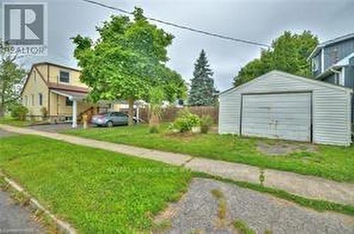 33 Merigold Street, St. Catharines (458 - Western Hill), ON - Outdoor