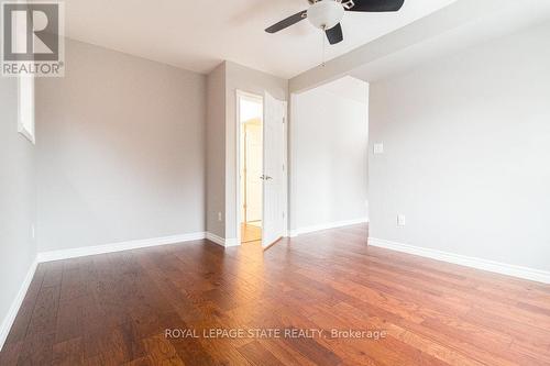 38 Fairleigh Avenue N, Hamilton, ON - Indoor Photo Showing Other Room