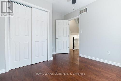 38 Fairleigh Avenue N, Hamilton, ON - Indoor Photo Showing Other Room