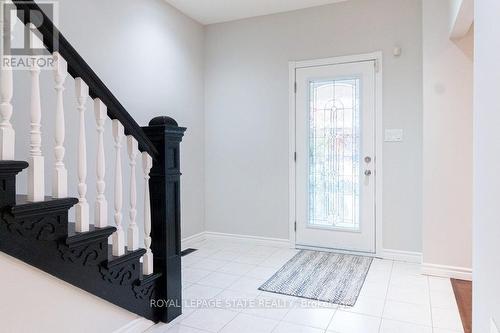 38 Fairleigh Avenue N, Hamilton, ON - Indoor Photo Showing Other Room