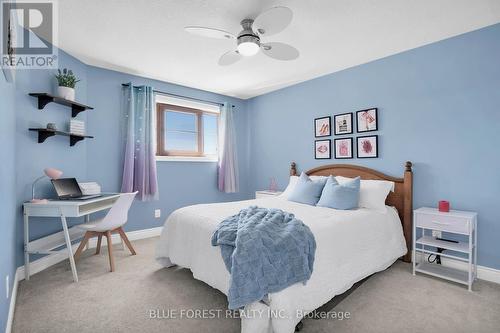 1776 Green Gables Road, London, ON - Indoor Photo Showing Bedroom