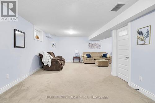 1776 Green Gables Road, London, ON - Indoor Photo Showing Other Room