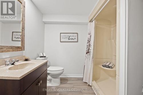 313 Davis Side Road, Beckwith, ON - Indoor Photo Showing Bathroom