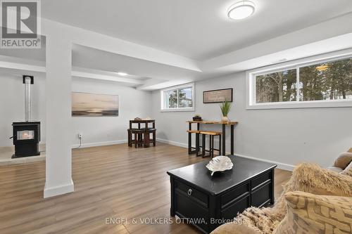 313 Davis Side Road, Beckwith, ON - Indoor Photo Showing Living Room