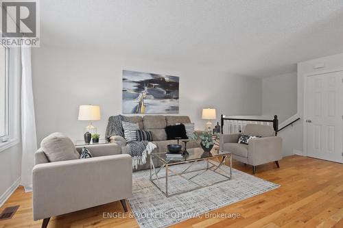 313 Davis Side Road, Beckwith, ON - Indoor Photo Showing Living Room