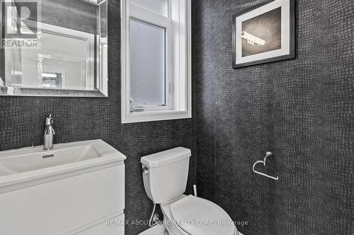 3298 Charles Fay Pass, Oakville, ON - Indoor Photo Showing Bathroom