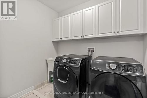 3298 Charles Fay Pass, Oakville, ON - Indoor Photo Showing Laundry Room