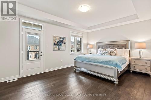 3298 Charles Fay Pass, Oakville, ON - Indoor Photo Showing Bedroom