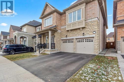 3298 Charles Fay Pass, Oakville, ON - Outdoor With Facade