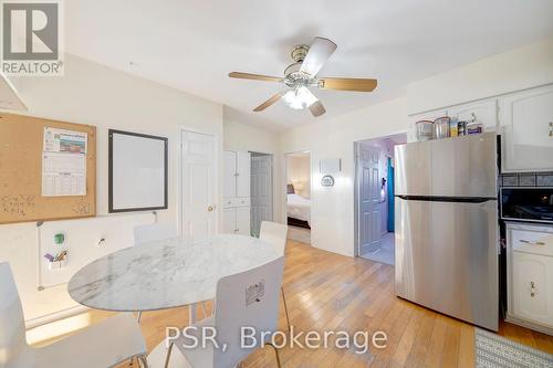 1660 Barbertown Road, Mississauga, ON - Indoor Photo Showing Kitchen