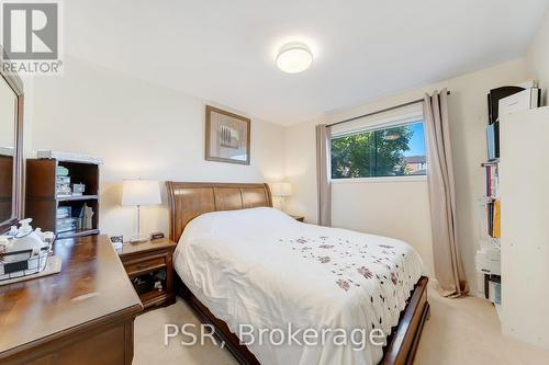 1660 Barbertown Road, Mississauga, ON - Indoor Photo Showing Bedroom