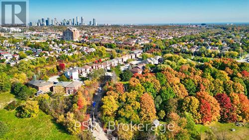 1660 Barbertown Road, Mississauga, ON - Outdoor With View