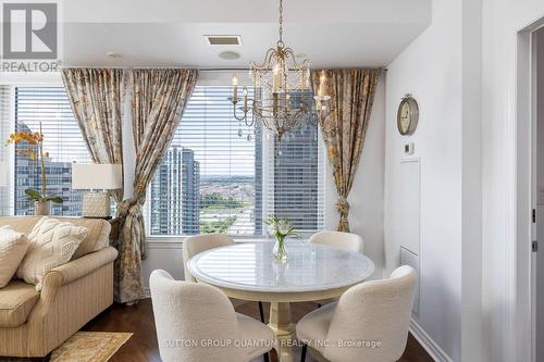 1911 - 385 Prince Of Wales Drive, Mississauga, ON - Indoor Photo Showing Dining Room