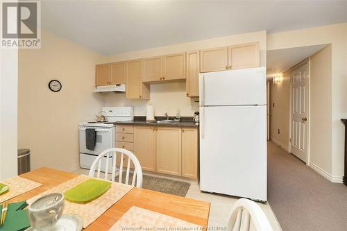 2820 Robillard, Windsor, ON - Indoor Photo Showing Kitchen