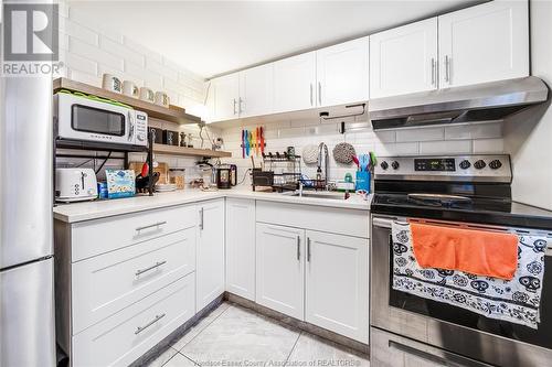 1219 Monmouth, Windsor, ON - Indoor Photo Showing Kitchen With Stainless Steel Kitchen