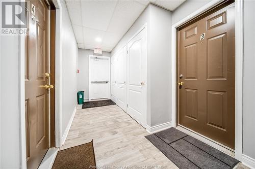 1219 Monmouth, Windsor, ON - Indoor Photo Showing Other Room