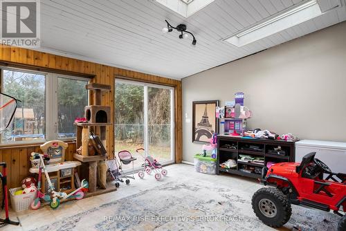 268 Olympus Avenue, Kingston (City Southwest), ON - Indoor Photo Showing Garage