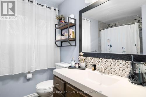 268 Olympus Avenue, Kingston (City Southwest), ON - Indoor Photo Showing Bathroom