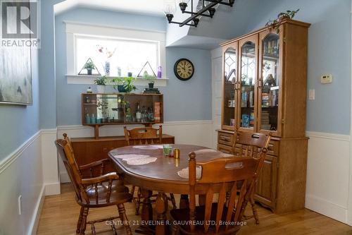 414 Marcella Street, Temiskaming Shores, ON - Indoor Photo Showing Dining Room