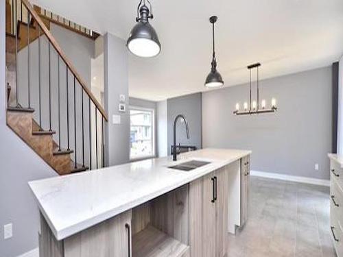 Kitchen - 72 Rue Guy-Lauzon, Coteau-Du-Lac, QC - Indoor Photo Showing Kitchen