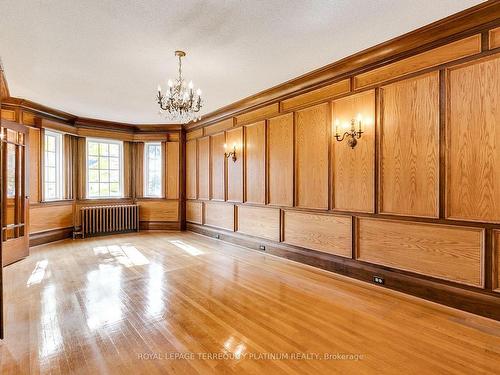 26 St Leonards Ave, Toronto, ON - Indoor Photo Showing Other Room