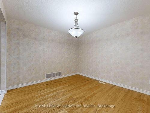 22 Linton Crt, Markham, ON - Indoor Photo Showing Other Room