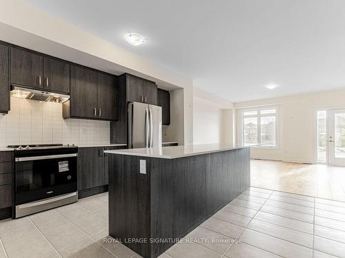 123 Seguin St, Richmond Hill, ON - Indoor Photo Showing Kitchen With Upgraded Kitchen