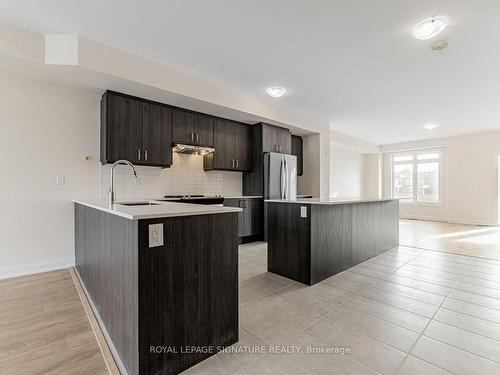 123 Seguin St, Richmond Hill, ON - Indoor Photo Showing Kitchen With Upgraded Kitchen