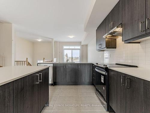 123 Seguin St, Richmond Hill, ON - Indoor Photo Showing Kitchen With Upgraded Kitchen