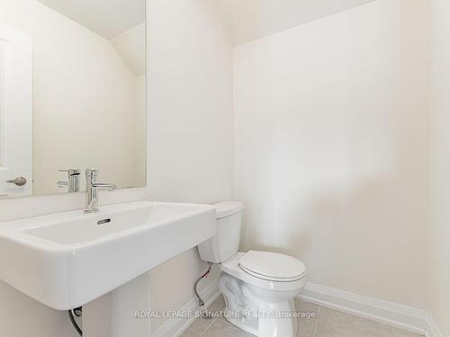 123 Seguin St, Richmond Hill, ON - Indoor Photo Showing Bathroom