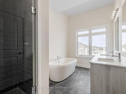 123 Seguin St, Richmond Hill, ON - Indoor Photo Showing Bathroom