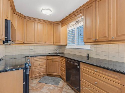 9 Norval Cres, Brampton, ON - Indoor Photo Showing Kitchen With Double Sink