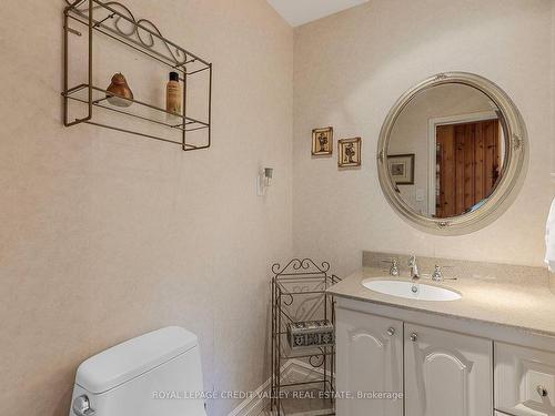 9 Norval Cres, Brampton, ON - Indoor Photo Showing Bathroom