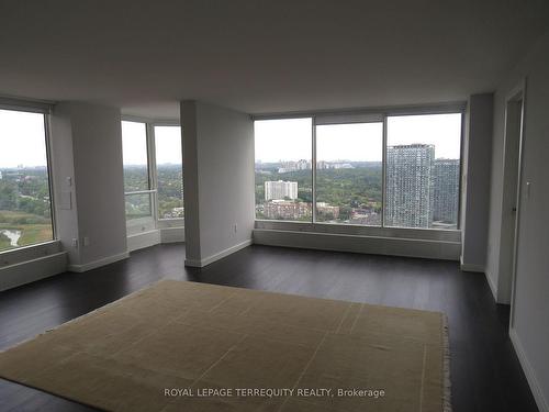 3305-2045 Lakeshore Blvd W, Toronto, ON - Indoor