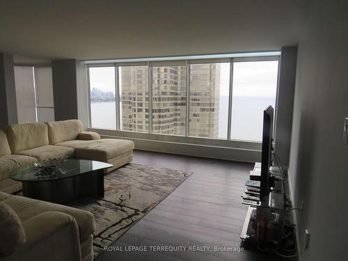 3305-2045 Lakeshore Blvd W, Toronto, ON - Indoor Photo Showing Living Room