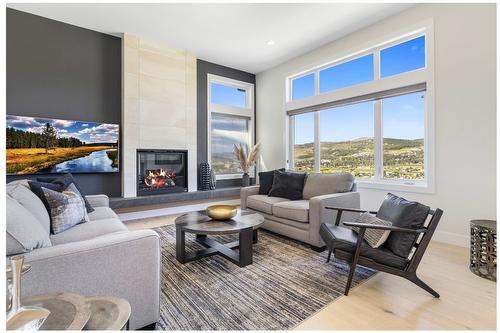 3004 Shaleview Drive, West Kelowna, BC - Indoor Photo Showing Living Room With Fireplace